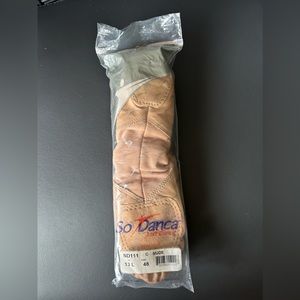 So Danca Split Sole Ballet Shoes Nude Adult Size 13